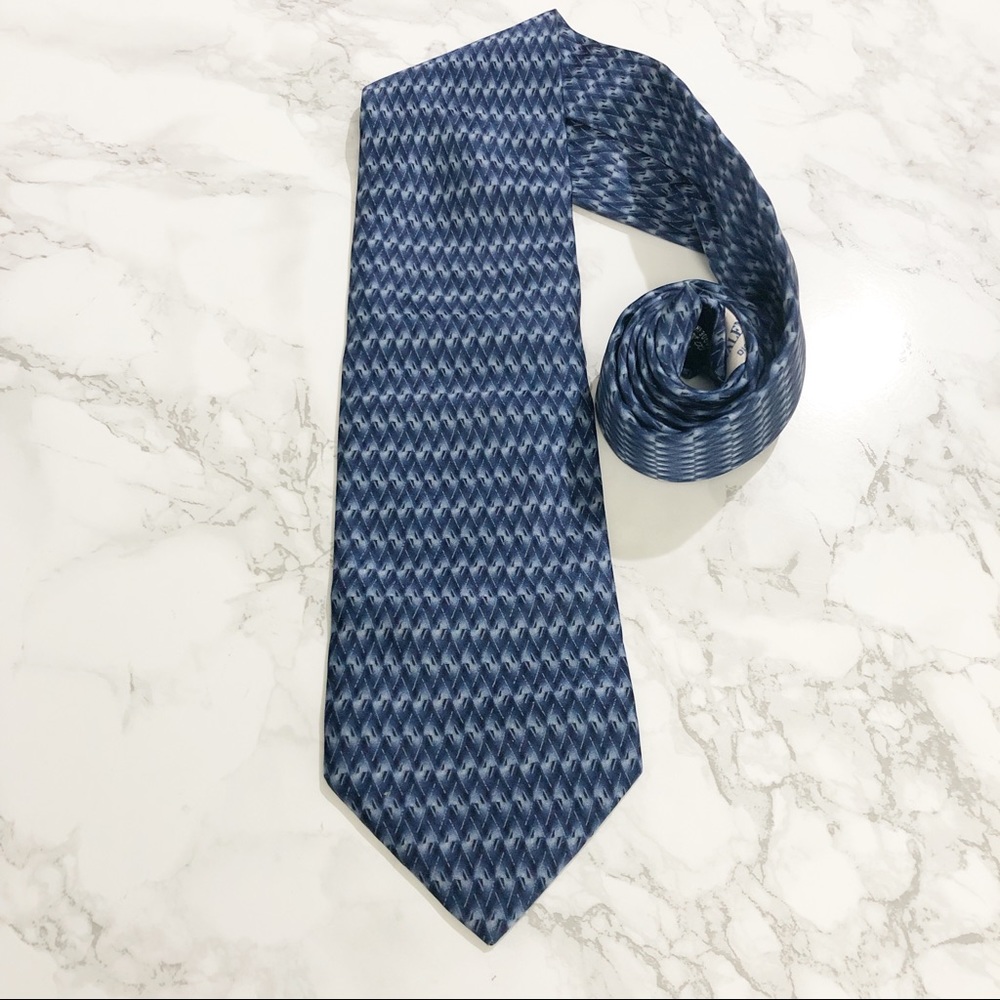 Valentino Blue Geometric Print Silk Designer Tie - Picture 2 of 5